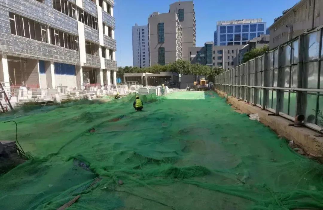减减减，，，，，，经开区大力发展分类治污精准减排